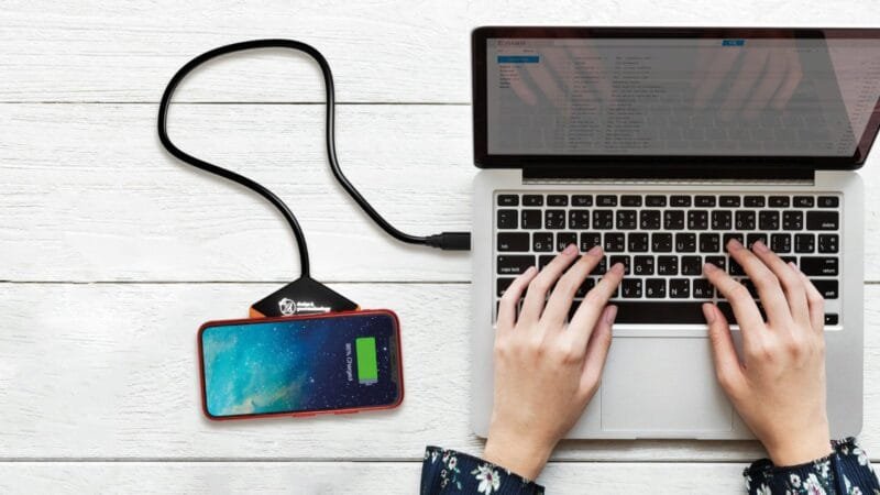 Custom SCX Innovative Design™ Bamboo 10W Hexa Wireless Charger - 2