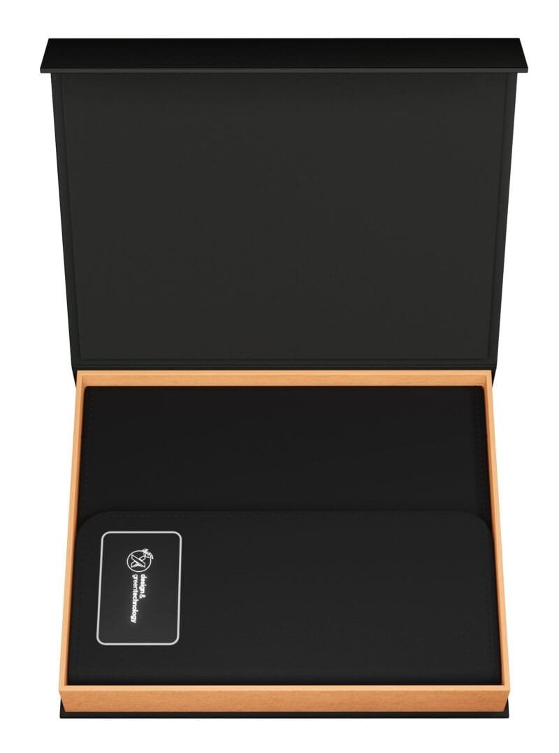 Custom SCX Innovative Design™ Wireless Charging Notebook A5 with Power Bank 4000 mAh - 2