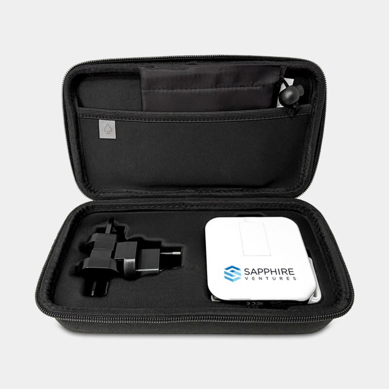 Custom Traveler 4.0 - Universal Powerbank with Built-In Wireless Charging - 3