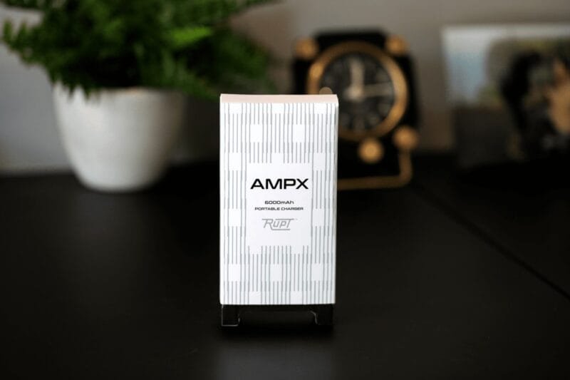 Custom AmpX 6000mAh Powerbank - Black - 2