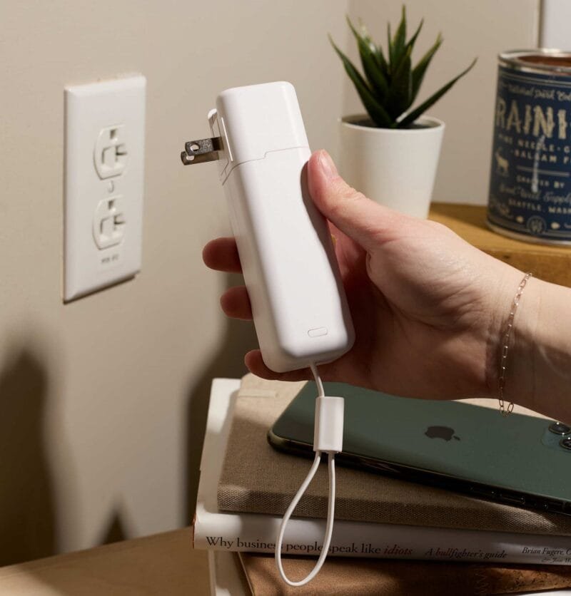 Custom ETL Listed 5000 mAh 20W PD Power Bank with AC Plug - 6